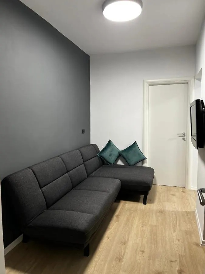 Amion Apartment In Center Of 地拉那 阿尔巴尼亚