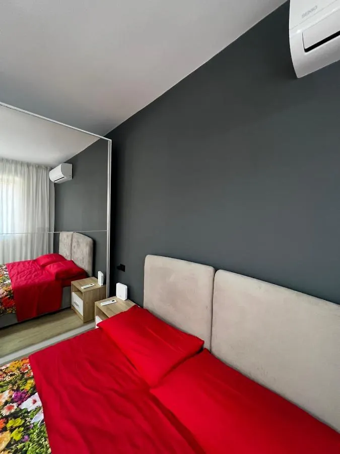Amion Apartment In Center Of 地拉那 0*,